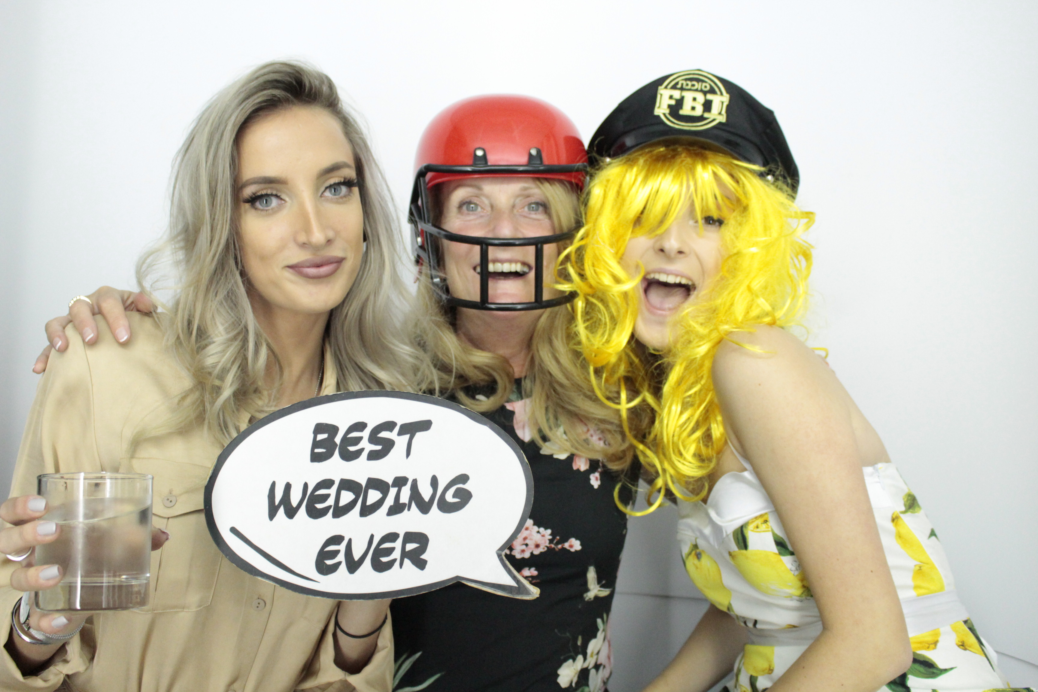 Louise & Dan's Big Day | View more photos from the event at gallery.myphotoboothexperience.co.uk/u/MyPhotoBoothExperienceLtd/Louise-Dans-Big-Day